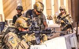 [ẢNH] Đặc nhiệm Mỹ kéo thi thể tướng Iran khỏi xe sau khi bị trúng tên lửa