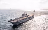 [ẢNH] Mỹ bất ngờ đem siêu tàu đổ bộ cùng F-35 tới thị uy gần Trung Quốc