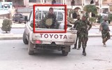 [ẢNH] Bị phiến quân tập kích, quân đội Syria tháo chạy bỏ lại cả 'máy hủy diệt bộ binh'