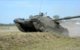 [ẢNH] Liên Xô cũng không thể ngờ xe tăng T-72 được độ tới 3 khẩu pháo