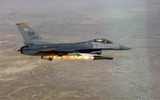[ẢNH] Mỹ ngưng cấp sát thủ không đối đất AGM-65 cho F-16 Iraq