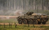 [ẢNH] Xe bọc thép BTR-82A của Nga né thiết giáp Mỹ tại Syria