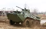 [ẢNH] Xe bọc thép BTR-82A của Nga né thiết giáp Mỹ tại Syria