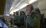 [ẢNH] Anh nâng cấp mạnh mẽ phi đội săn ngầm với 9 chiếc P-8A Poseidon