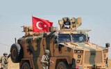 [ẢNH] Xe bọc thép hiện đại Thổ Nhĩ Kỳ tràn ngập Bắc Syria