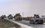[ẢNH] Xe bọc thép hiện đại Thổ Nhĩ Kỳ tràn ngập Bắc Syria