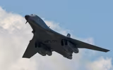 [ẢNH] Chi phí đắt đỏ, Mỹ mạnh tay loại biên 17 ‘pháo đài bay’ B-1B Lancer