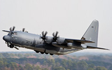 [ẢNH] 'Chim ưng xám' MC-130J Mỹ bất ngờ 'gửi thông điệp rắn' tới Trung Quốc