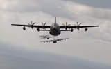 [ẢNH] 'Chim ưng xám' MC-130J Mỹ bất ngờ 'gửi thông điệp rắn' tới Trung Quốc