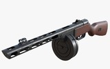 [ẢNH] Súng tiểu liên 78 tuổi Liên Xô xả liên tục 900 phát đạn mà không hỏng hóc
