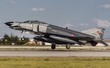 [ẢNH] Thắng áp đảo Su-27, Thổ Nhĩ Kỳ tự tin đem F-4E 2020T đấu Nga tại Syria?