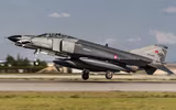 [ẢNH] Thắng áp đảo Su-27, Thổ Nhĩ Kỳ tự tin đem F-4E 2020T đấu Nga tại Syria?