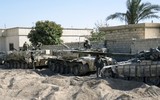 [ẢNH] Phiến quân đánh rát, lính Syria bỏ cả chiến tăng T-72 để tháo chạy