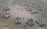[ẢNH] Phiến quân đánh rát, lính Syria bỏ cả chiến tăng T-72 để tháo chạy