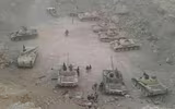 [ẢNH] Phiến quân đánh rát, lính Syria bỏ cả chiến tăng T-72 để tháo chạy
