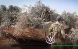 [ẢNH] Phiến quân đánh rát, lính Syria bỏ cả chiến tăng T-72 để tháo chạy