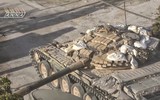 [ẢNH] Phiến quân đánh rát, lính Syria bỏ cả chiến tăng T-72 để tháo chạy