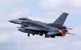 [ẢNH] Lần thứ hai F-16 bắn rơi Su-24 trên bầu trời Syria