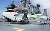 [ẢNH] ‘Thần ưng’ E2- phân nửa sức mạnh của tàu sân bay Mỹ