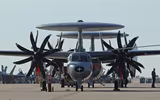 [ẢNH] ‘Thần ưng’ E2- phân nửa sức mạnh của tàu sân bay Mỹ