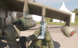 [ẢNH] Tên lửa chống tăng trên Su-25 Nga vừa ‘chẻ đôi’ máy bay ném bom khổng lồ
