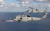 [ẢNH] Trực thăng săn ngầm đáng sợ MH-60R Sea Hawk của tàu sân bay Mỹ