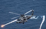 [ẢNH] Trực thăng săn ngầm đáng sợ MH-60R Sea Hawk của tàu sân bay Mỹ