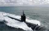 [ẢNH] Sát thủ hạt nhân đóng vai trò cận vệ cho tàu sân bay Mỹ