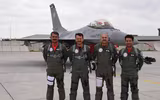 [ẢNH] Tiêm kích F-16 của không quân Pakistan lao xuống đất vỡ vụn