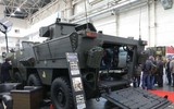 [ẢNH] Rũ bỏ thiết kế truyền thống Liên Xô, Ukraine ra mắt xe bọc thép chuẩn NATO