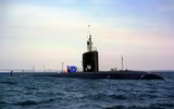 [ẢNH] Uy lực của tàu ngầm hạt nhân Mỹ vừa đội băng trồi lên ở Bắc Băng Dương