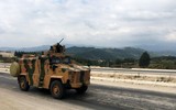 [ẢNH] Nga cấp tốc mang xe bọc thép Thổ Nhĩ Kỳ thu được ở Syria về nước