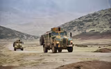 [ẢNH] Nga cấp tốc mang xe bọc thép Thổ Nhĩ Kỳ thu được ở Syria về nước