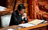 [ẢNH] Thủ tướng Nhật Bản kêu gọi mở lại trường học bất chấp dịch Covid-19
