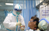 [ẢNH] Phát ngôn viên Bộ Ngoại giao Trung Quốc đáp trả Ngoại trưởng Mỹ về Covid-19
