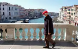 [ẢNH] Gần 800 người chết vì Covid-19 ở Italy một ngày