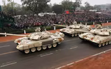 [ẢNH] Ấn Độ bất ngờ tiếp tục mua tới 400 xe tăng T-90S của Nga