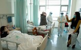 [ẢNH] 10% người bệnh ở Vũ Hán lại dương tính Covid-19 sau khi ra viện