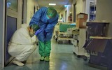 [ẢNH] Tây Ban Nha tan hoang vì Covid-19, số ca lây nhiễm vượt Trung Quốc