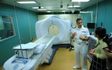 [ẢNH] Bên trong siêu tàu bệnh viện 1.000 giường đến giúp New York chống dịch Covid-19