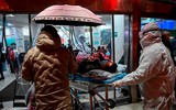 [ẢNH] Mỹ, phương Tây tiếp tục ‘chĩa mũi dùi trách nhiệm’ Covid-19 về phía Trung Quốc?