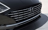 [ẢNH] Hyundai Sonata Hybrid 2020 siêu tiết kiệm nhiên liệu, hết xăng vẫn di chuyển được 3,2km