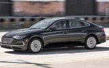 [ẢNH] Hyundai Sonata Hybrid 2020 siêu tiết kiệm nhiên liệu, hết xăng vẫn di chuyển được 3,2km