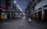 [ẢNH] Cảnh sát Philippines bắn chết người đàn ông vì kháng lệnh phòng chống Covid-19