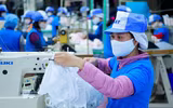 [ẢNH] Trung Quốc xuất khẩu gần 4 tỷ khẩu trang và thiết bị y tế, thu 1,4 tỷ USD
