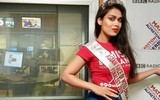 [ẢNH] Hoa hậu Anh 2019 cởi bỏ vương miện, mặc áo bác sĩ lăn xả chống dịch