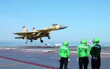 [ẢNH] Tiêm kích hạm J-15 trên tàu sân bay Trung Quốc bị coi là 