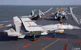 [ẢNH] Tiêm kích hạm J-15 trên tàu sân bay Trung Quốc bị coi là 