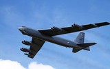[ẢNH] Pháo đài bay B-52 Mỹ diễn tập 'voi đi bộ' ở đảo Guam