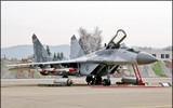 [ẢNH] MiG-29 Triều Tiên vừa bắn tên lửa R-60 hủy diệt mục tiêu trong chớp mắt
